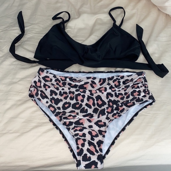 Criss Cross High waist cheetah bikini ! - Picture 3 of 7